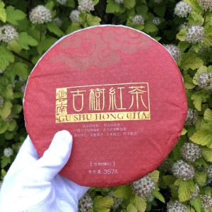 Черный чай Gu shu hong cha блин 357 г